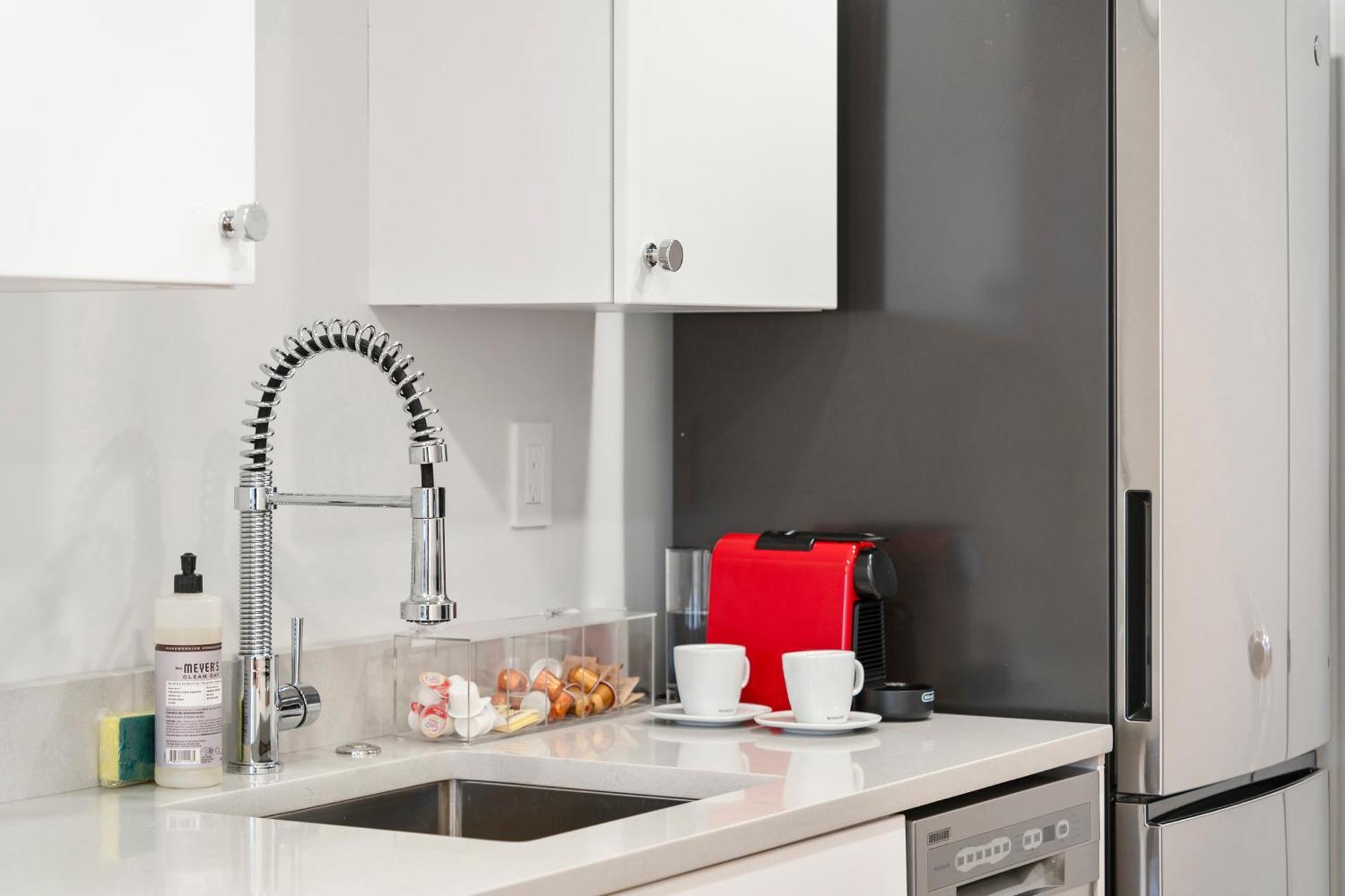Charlesgate Suites Бостън Екстериор снимка