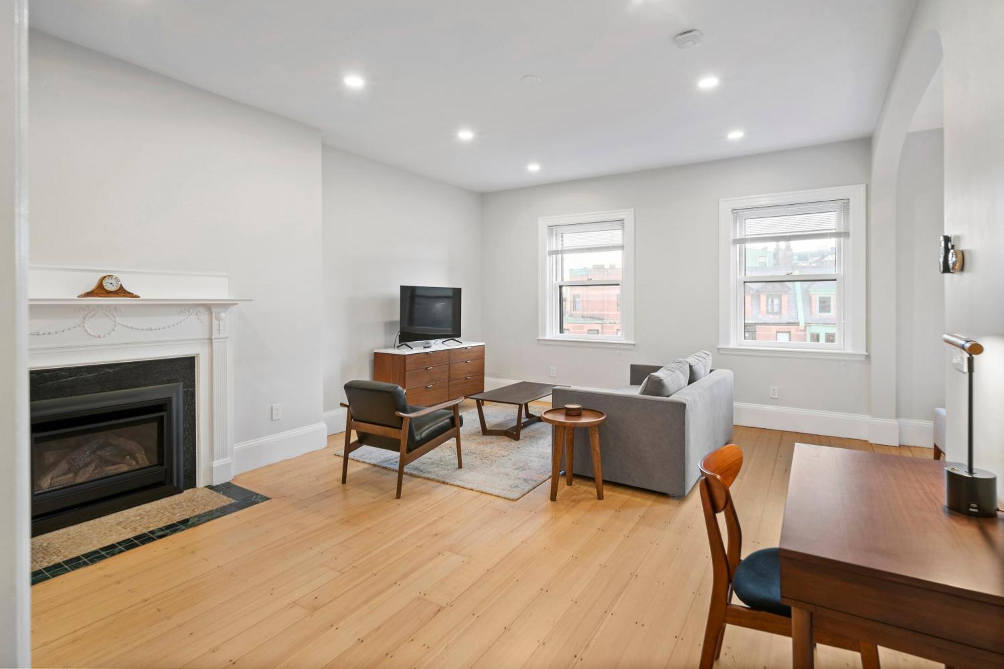 Charlesgate Suites Бостън Екстериор снимка