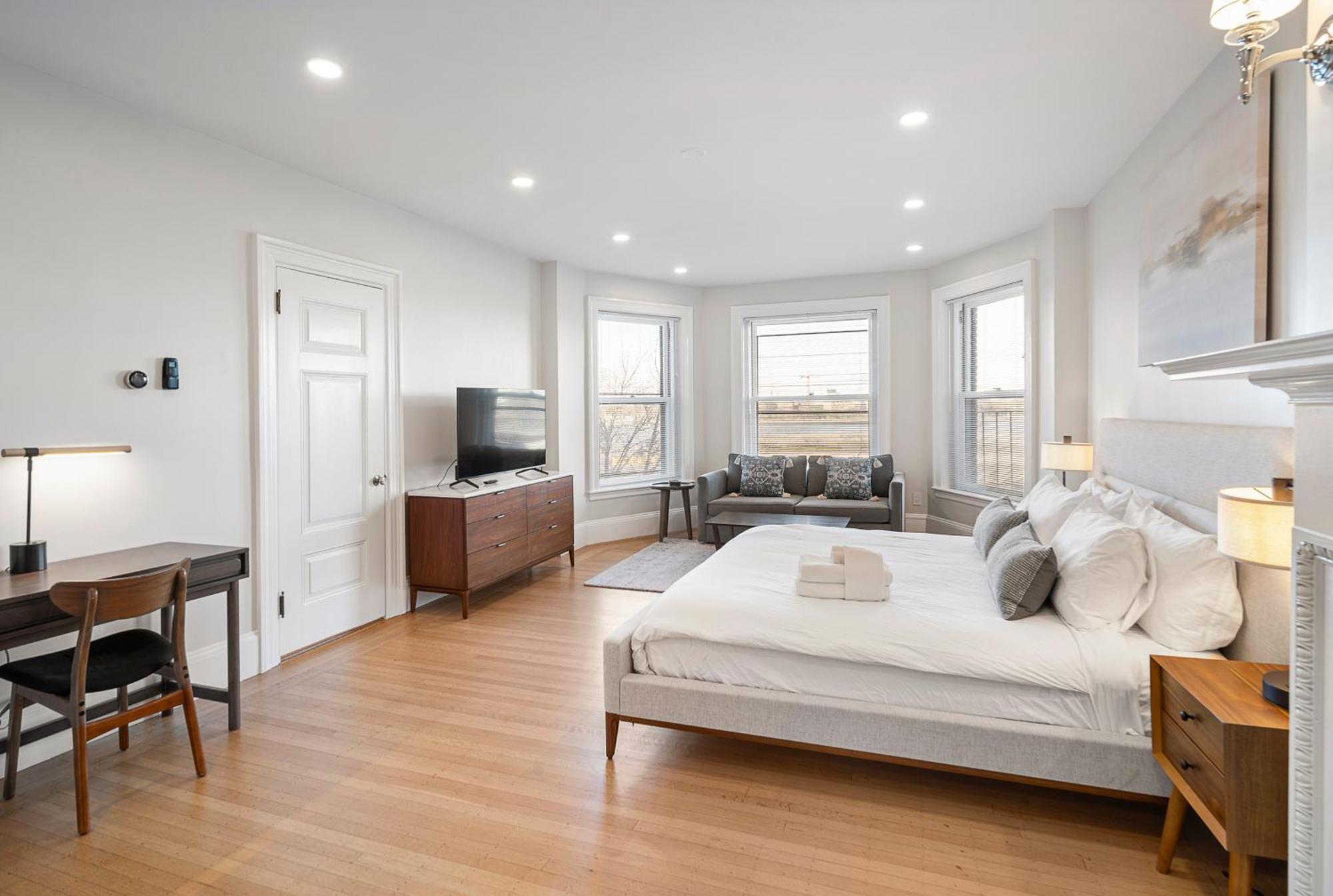 Charlesgate Suites Бостън Екстериор снимка