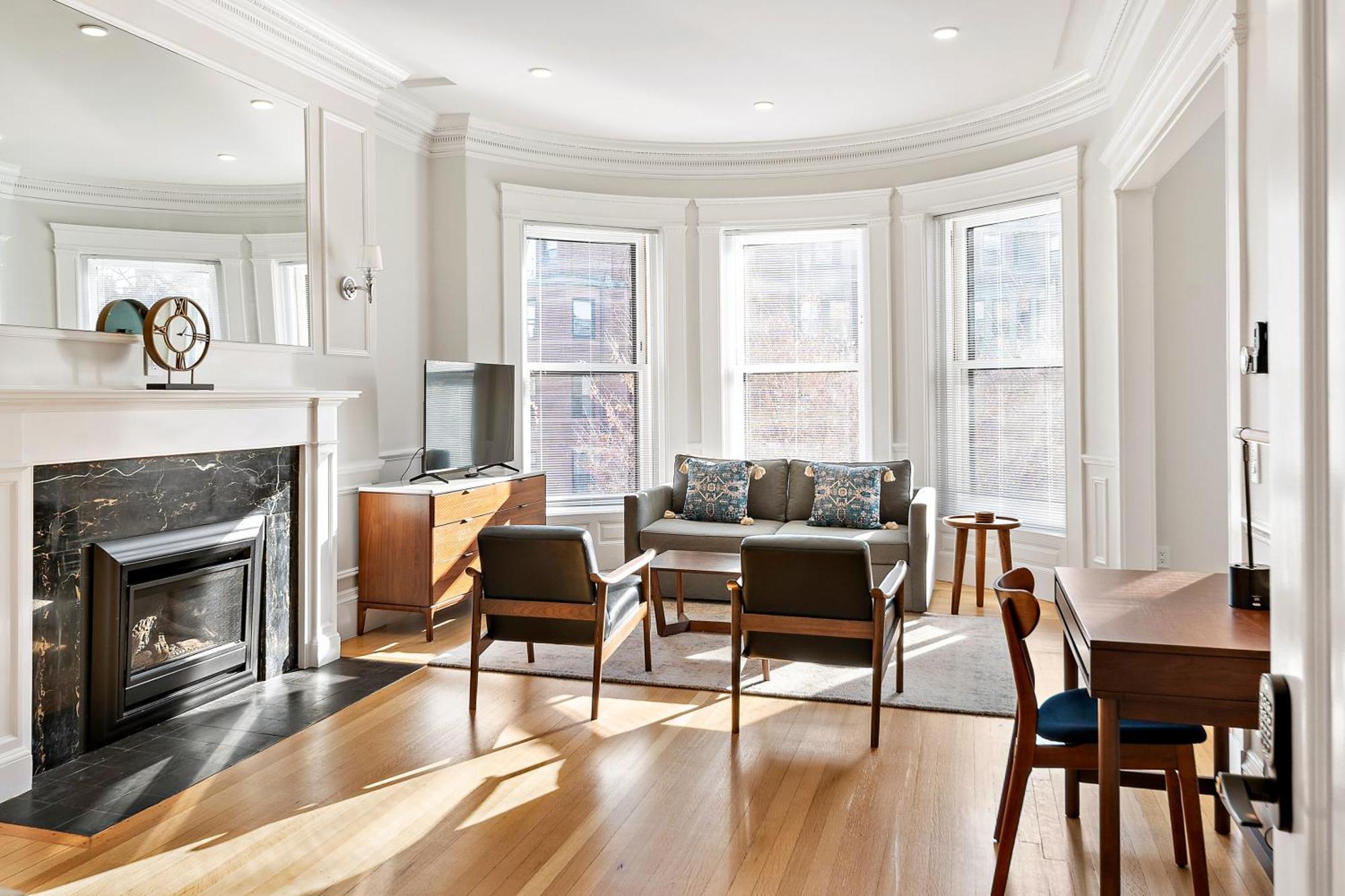 Charlesgate Suites Бостън Екстериор снимка