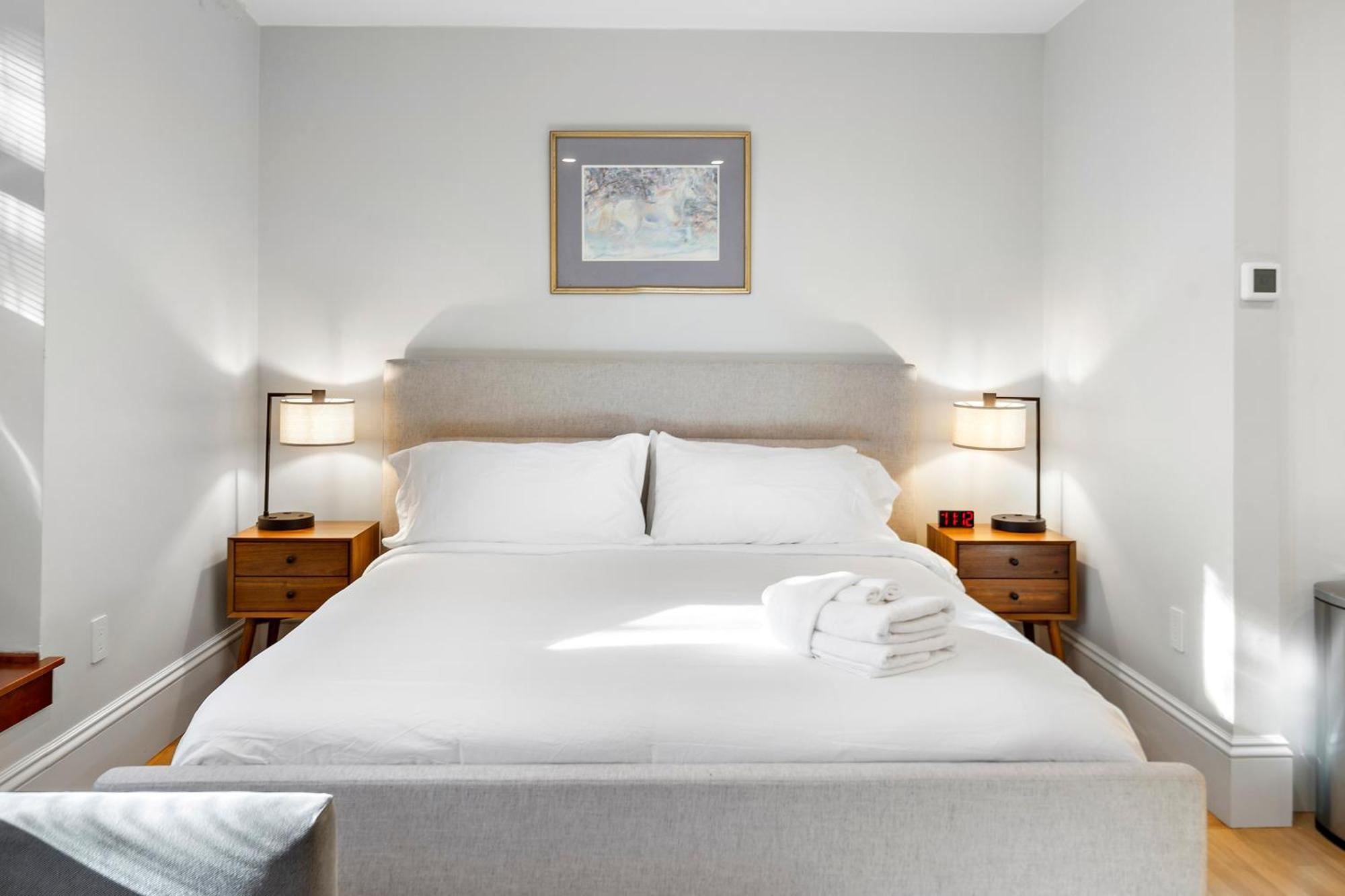 Charlesgate Suites Бостън Екстериор снимка